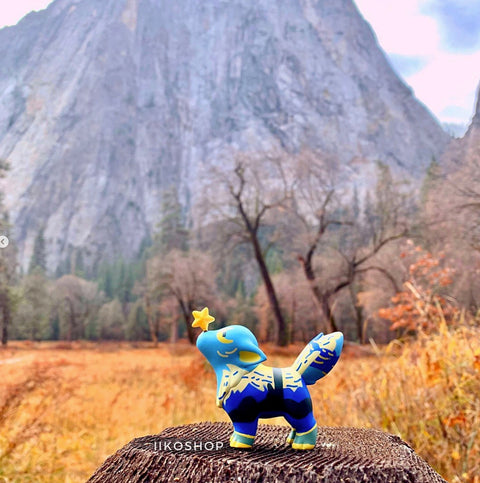 Starry Night Good Boi Figurine - iikoshop
